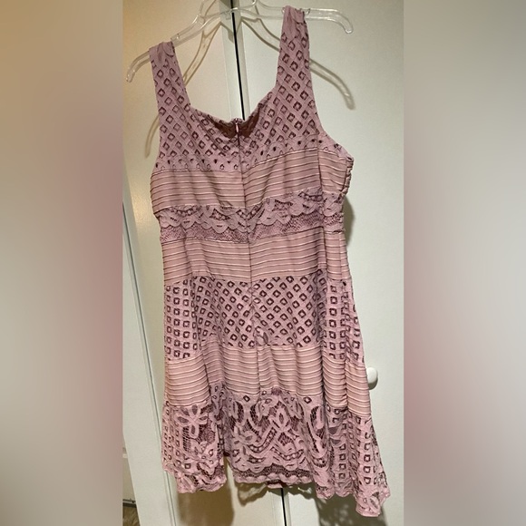 Lace Pattern Mini Dress in Dusty Pink - Picture 5 of 5